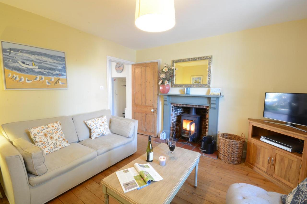 Pebble Beach Cottage, Aldeburgh Exterior foto