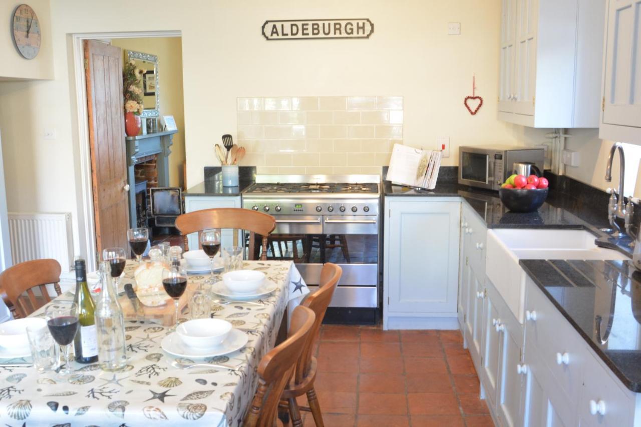 Pebble Beach Cottage, Aldeburgh Exterior foto